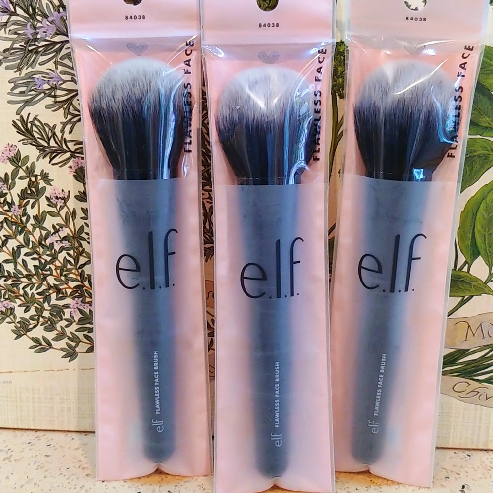 3 pcs. Elf flawless face brush